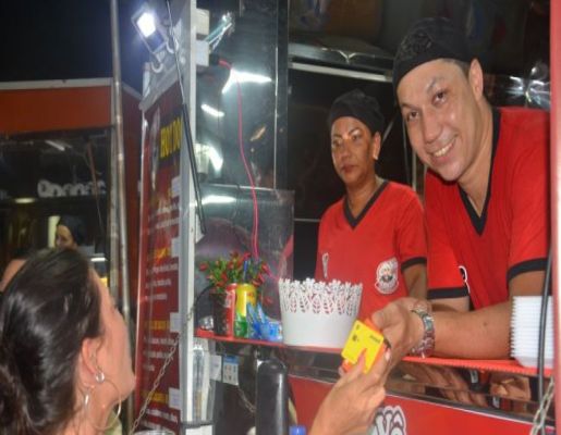 Carnaval movimenta economia e comércio de Tupã
